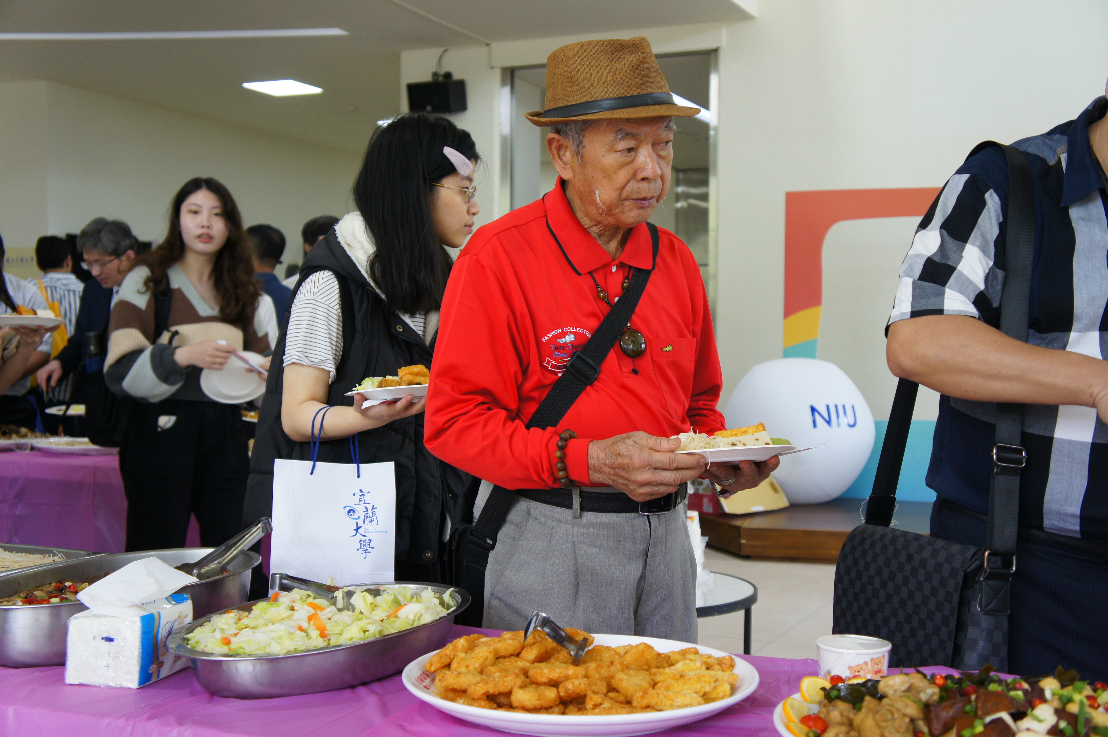 98週年校慶校友返校日「相聚憶起音樂會」餐敘